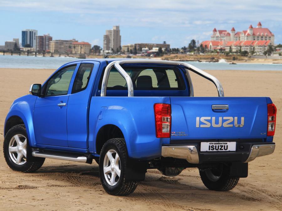  Isuzu KB 300 Extended Cab 2013 года  (фото 4 из 12)